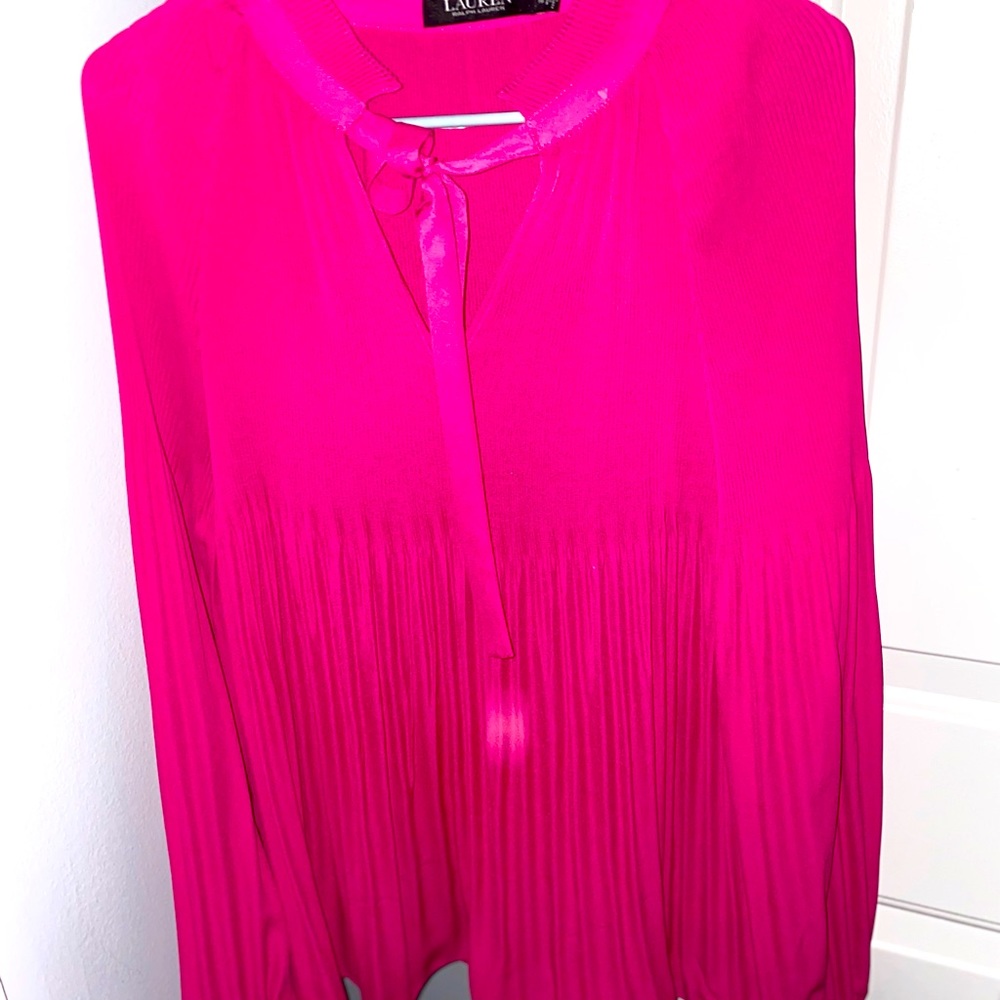 Brand New Never worn -Ralph Lauren Pink micro Pleated and Tie Neck gorgeous top